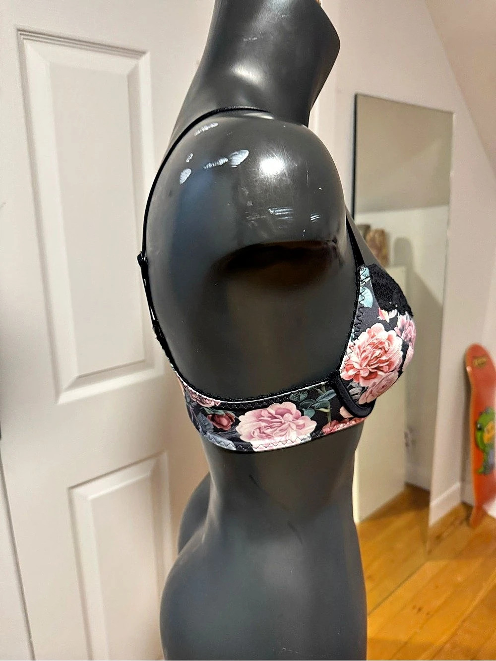 bra - Picture 4 of 5